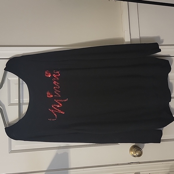 torrid Sweaters - NWT TORRID DISNEY Minnie plus size 4x sweater with sequins.